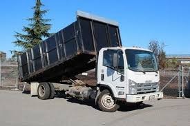 Best Retail Junk Removal  in Versailles, IN